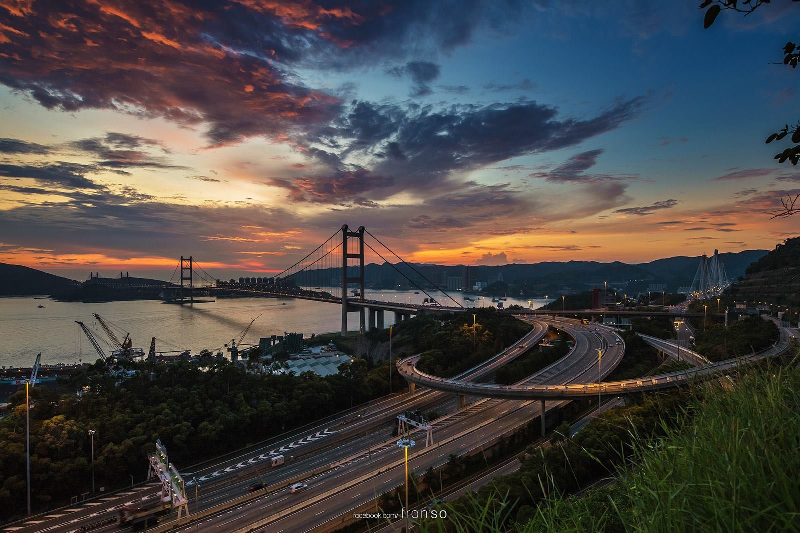 Cityscape | Hong Kong | Tsing Ma Bridge | Before typhoon
