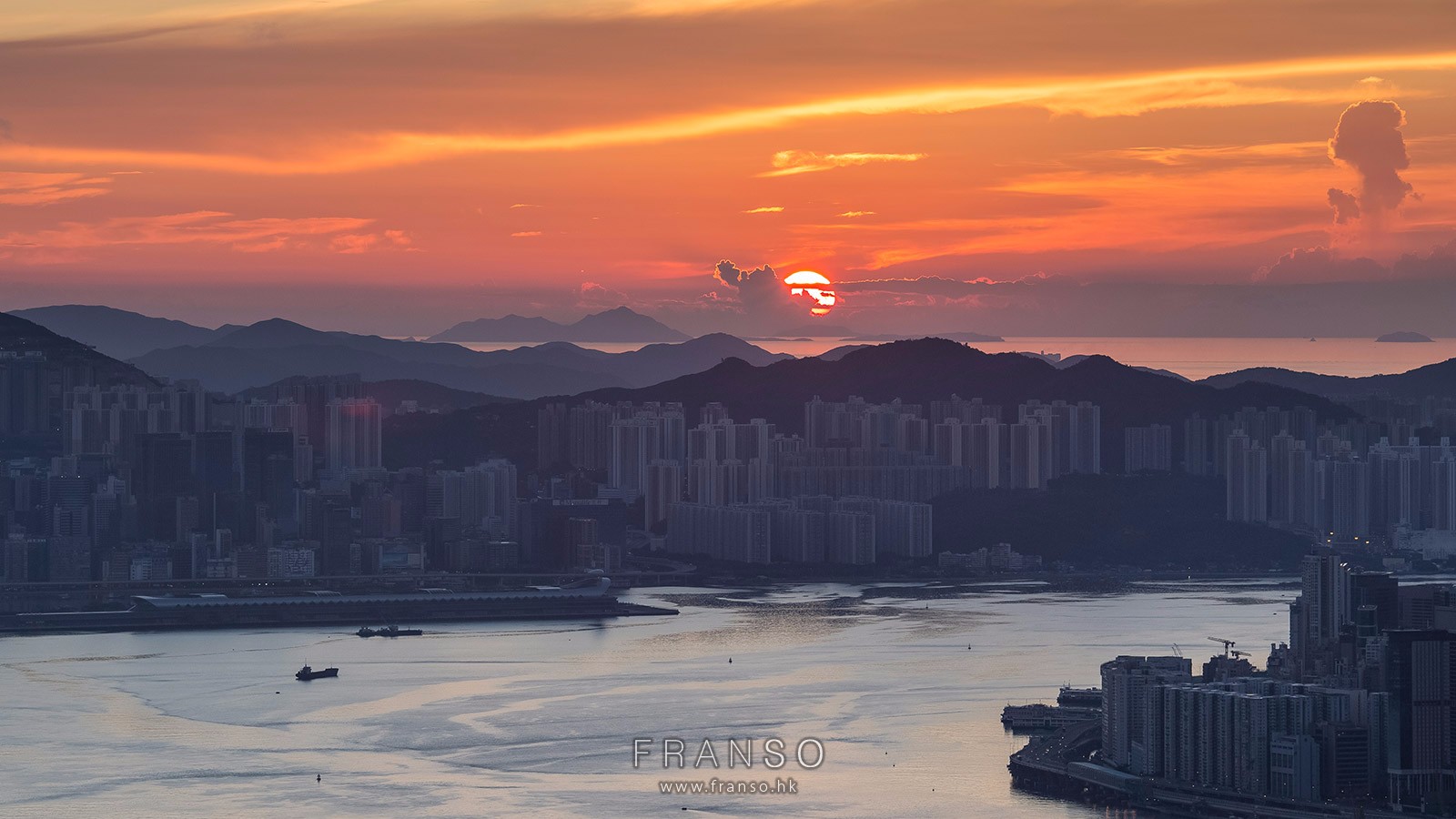 Cityscape | Hong Kong | Sunrise  | Lugard Road, The Peak